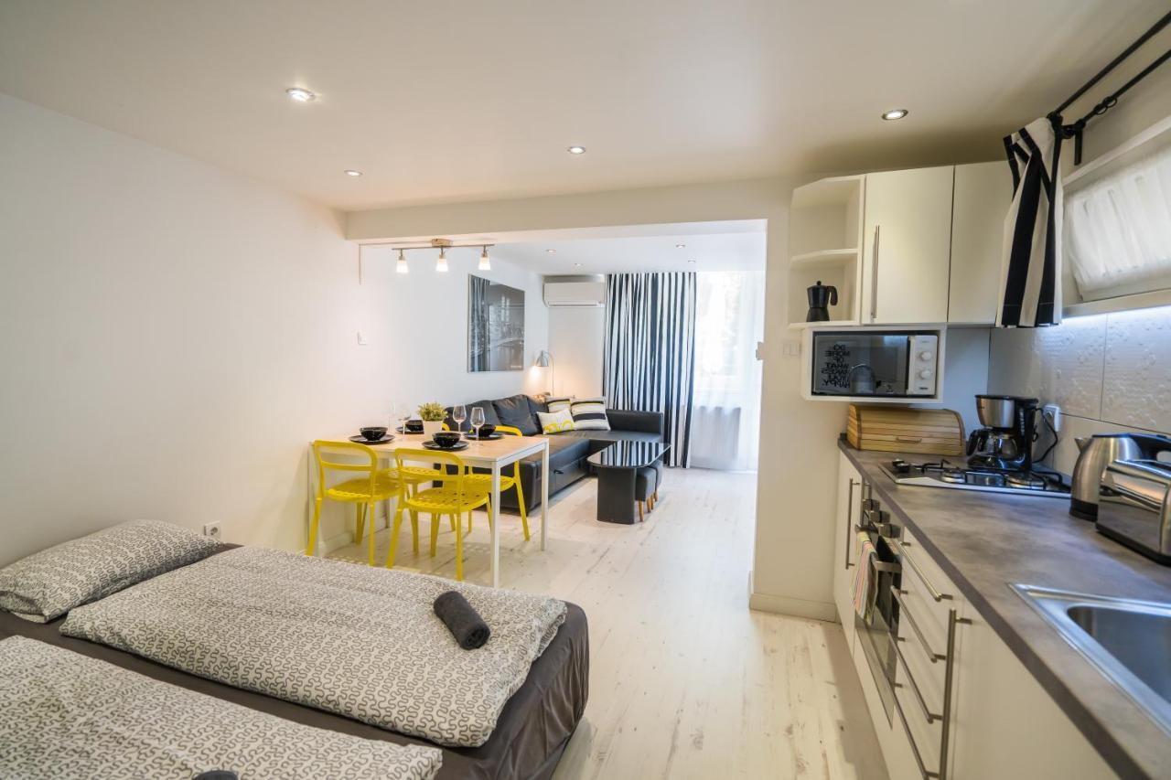 Villa Maria Apartman Ii. Шиофок Экстерьер фото